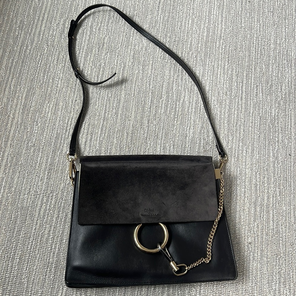 Large elephant gray Chloe pocketbook great condition!